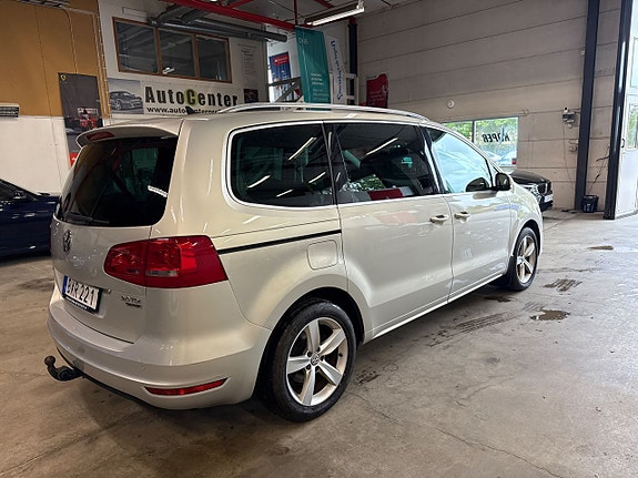 Volkswagen Sharan 7 of 18