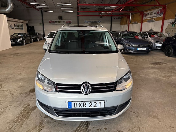 Volkswagen Sharan 2 of 18