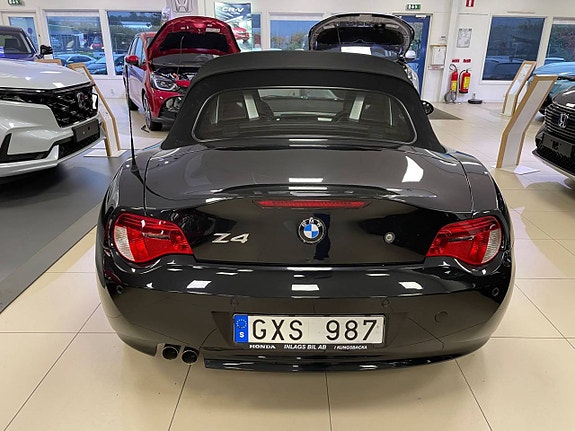 BMW Z4 4 of 5