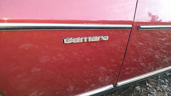 Chevrolet Camaro 9 of 12