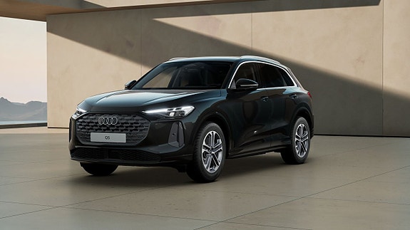 Audi Q5 2 of 5
