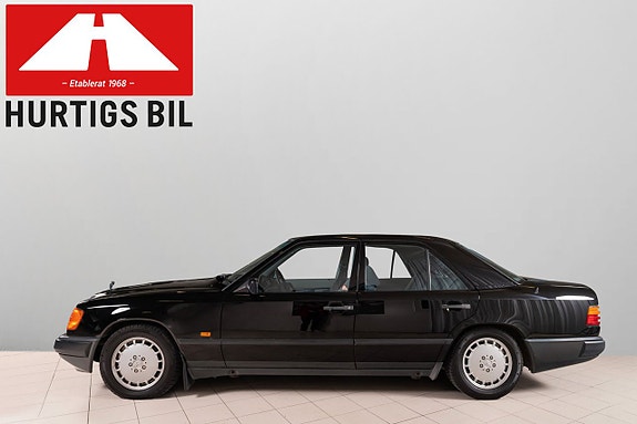 Mercedes-Benz 230 E 5 of 5