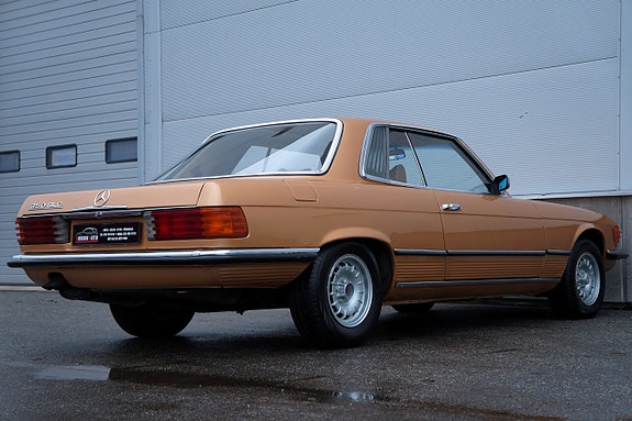 Mercedes-Benz SLC300 6 of 14