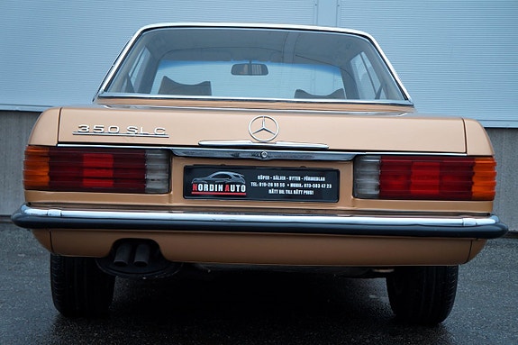 Mercedes-Benz SLC300 5 of 5