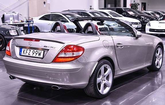 Mercedes-Benz SLK280 4 of 5