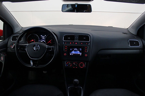 Volkswagen Polo 10 of 14