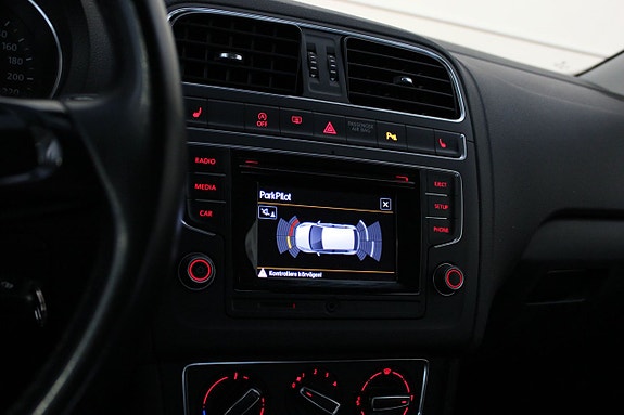 Volkswagen Polo 13 of 14
