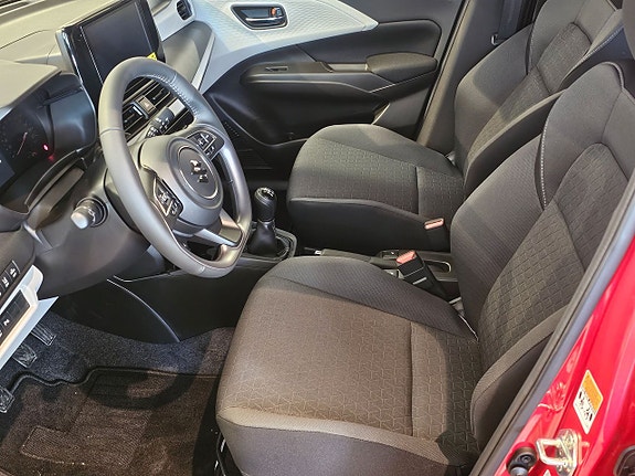 Suzuki Swift 9 of 9
