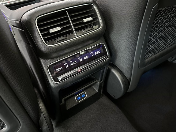 Mercedes-Benz GLS450 d 11 of 13