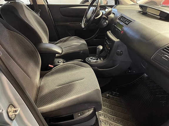 Citroen C4 9 of 13