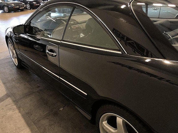 Mercedes-Benz CL600 3 of 5