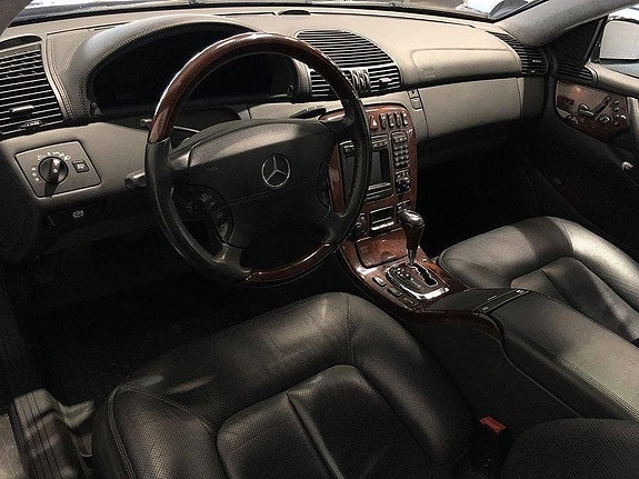 Mercedes-Benz CL600 8 of 13
