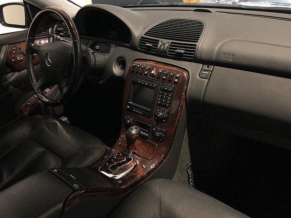 Mercedes-Benz CL600 6 of 13
