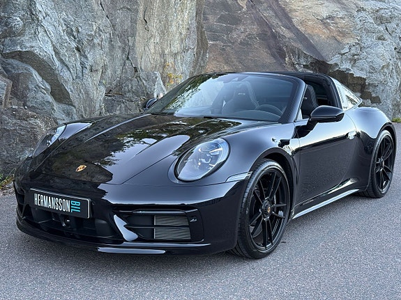 Porsche 911 Targa 4 GTS 5 of 5