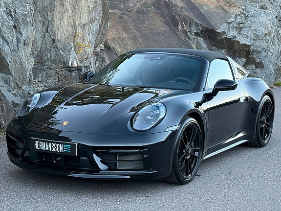 Porsche 911 Targa 4 GTS 20 of 26