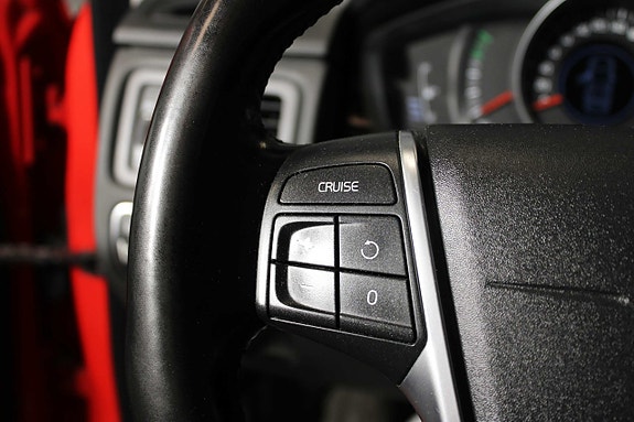 Volvo V70 25 of 26