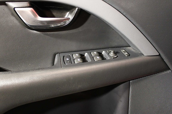 Volvo V70 23 of 26