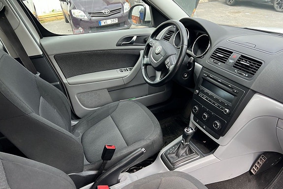 Skoda Yeti 7 of 27