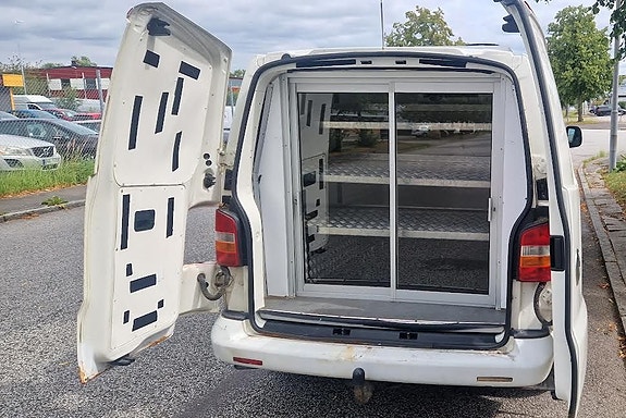 Volkswagen Transporter 4 of 5