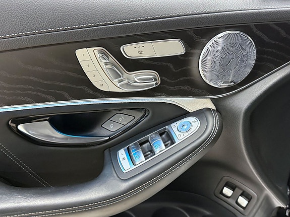 Mercedes-Benz GLC300 de 17 of 19