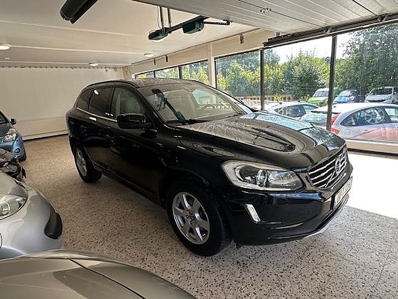 Volvo XC60 12 of 24