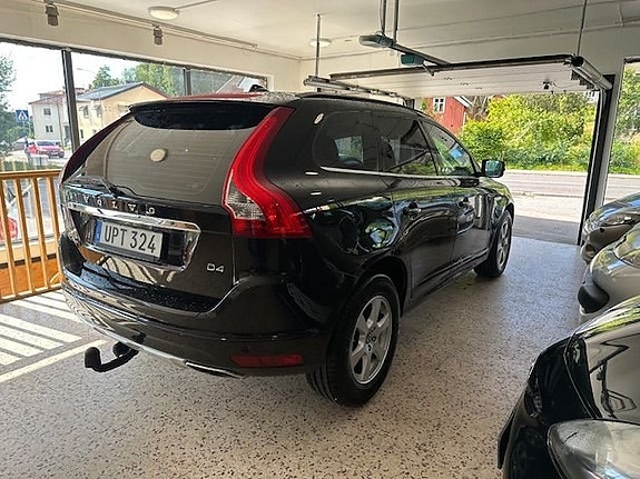 Volvo XC60 5 of 24