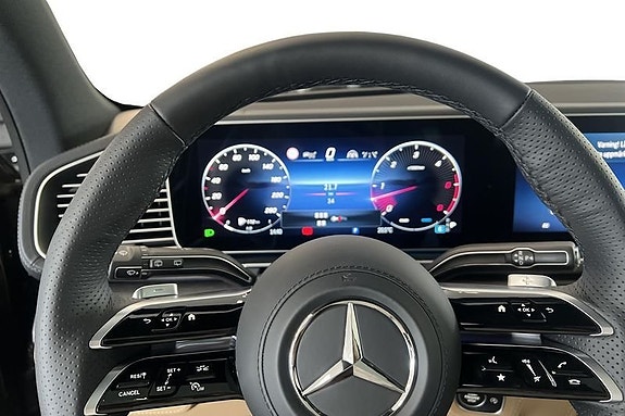 Mercedes-Benz GLS450 d 7 of 13