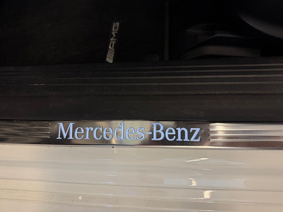 Mercedes-Benz CLA250 24 of 27