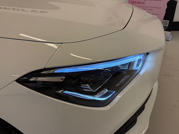 Mercedes-Benz CLA250 23 of 27