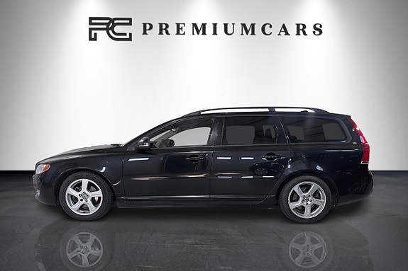 Volvo V70 3 of 21