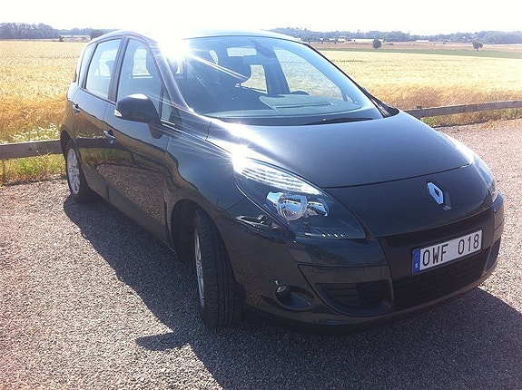 Renault Scenic III 2 of 11