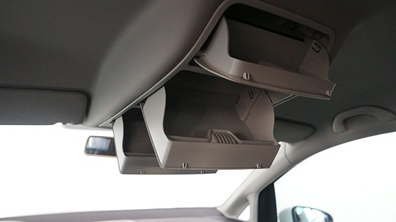 Volkswagen Touran 26 of 26