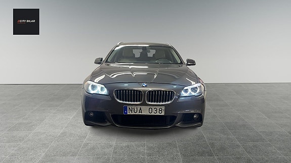 BMW 525 2 of 5