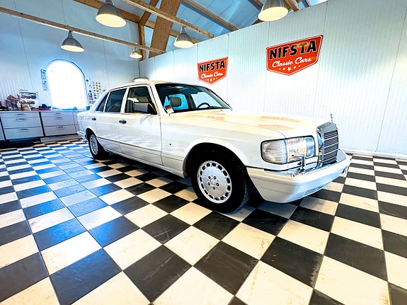 Mercedes-Benz S560 7 of 30