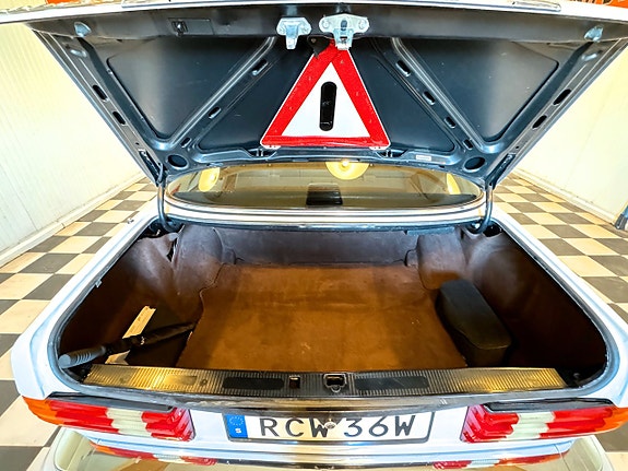 Mercedes-Benz S560 26 of 30