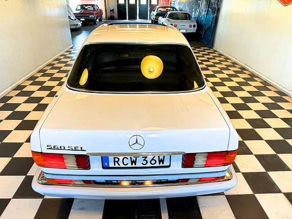 Mercedes-Benz S560 11 of 30