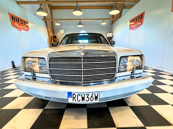 Mercedes-Benz S560 4 of 30
