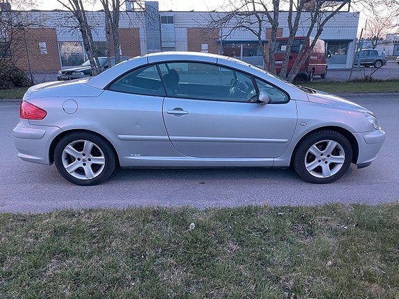 Peugeot 307 CC 7 of 14