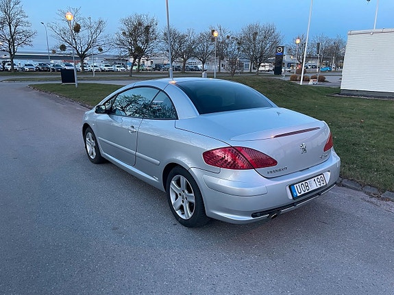 Peugeot 307 CC 4 of 14