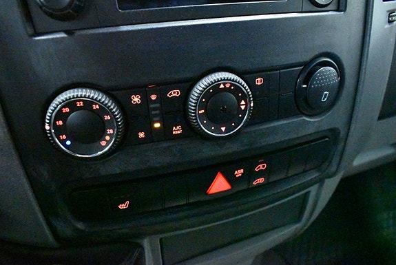 Volkswagen Crafter 35 17 of 23