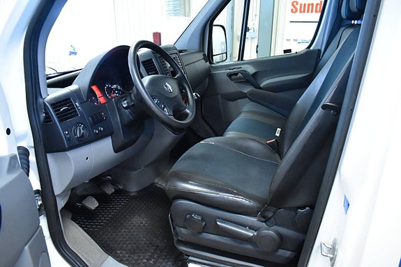 Volkswagen Crafter 35 11 of 23