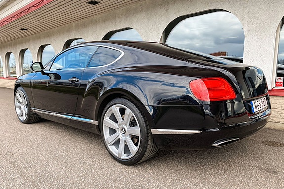 Bentley Continental GT 3 of 5