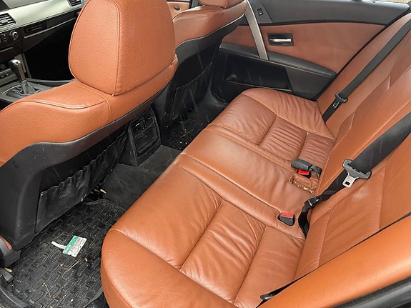 BMW 525 7 of 10
