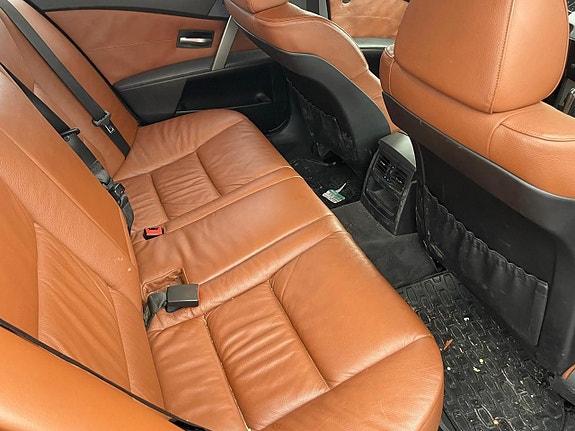 BMW 525 8 of 10