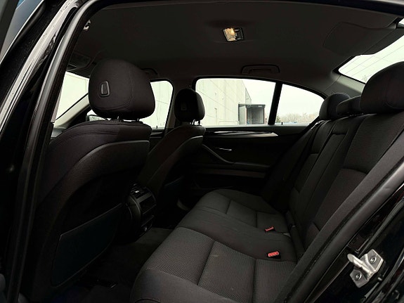 BMW 520 11 of 17