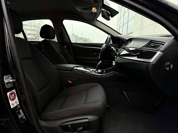 BMW 520 13 of 17
