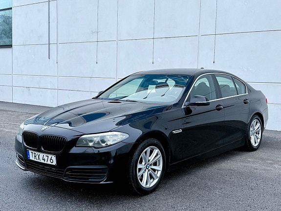 BMW 520 2 of 5