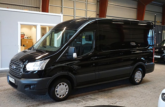 Ford Transit 2 of 5