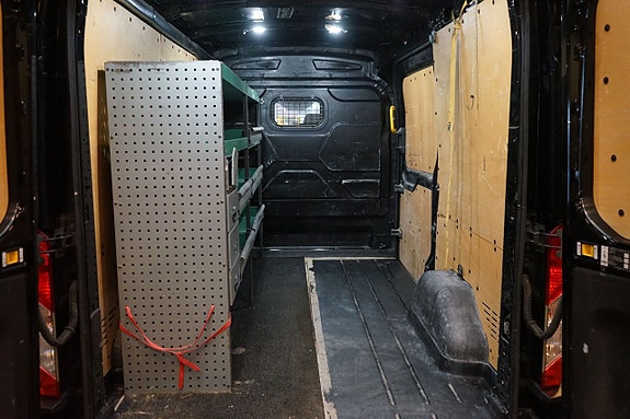 Ford Transit 5 of 5