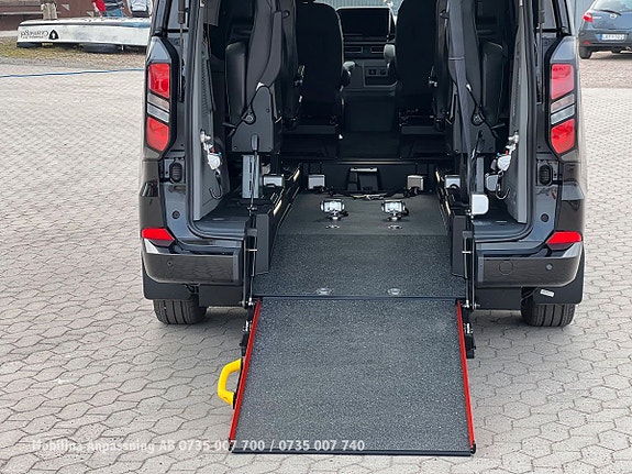 Ford Custom Tourneo 21 of 30